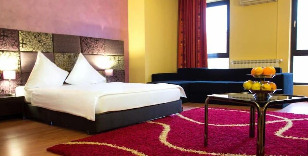 Perla Hotel Timisoara