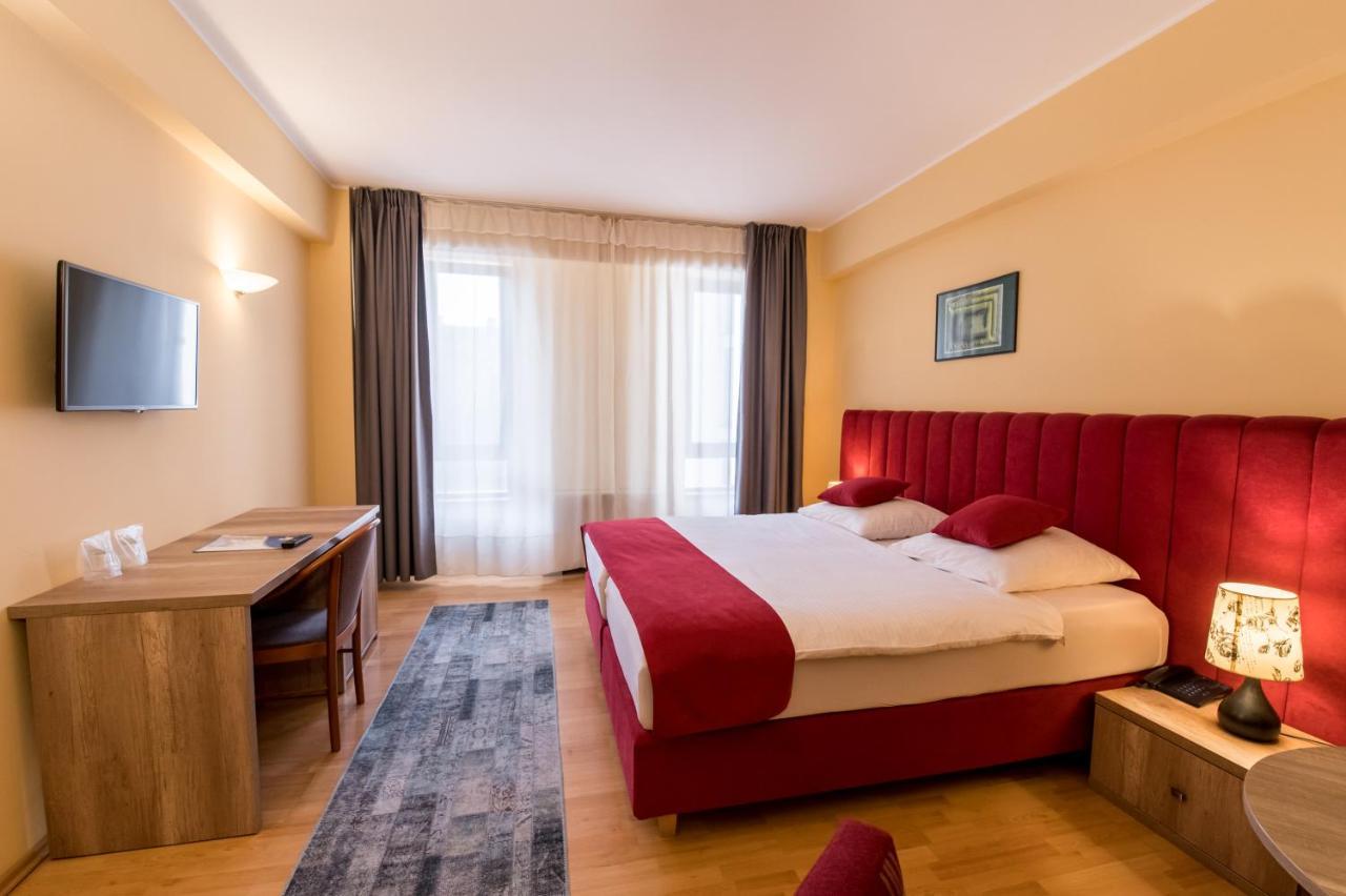 Perla 4*