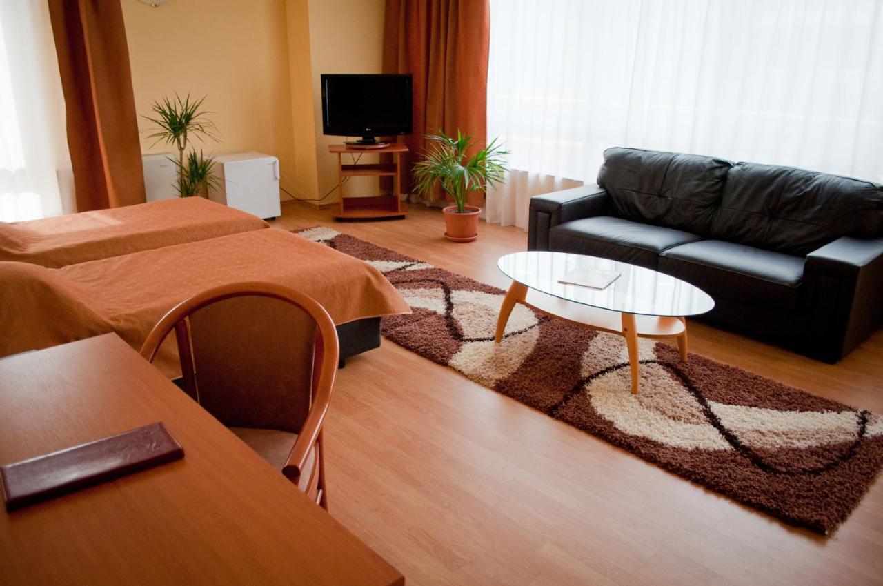 Perla Hotel 4*